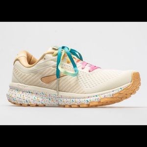 Brooks Women’s Ghost 12 Vanilla Sprinkle Shoes
